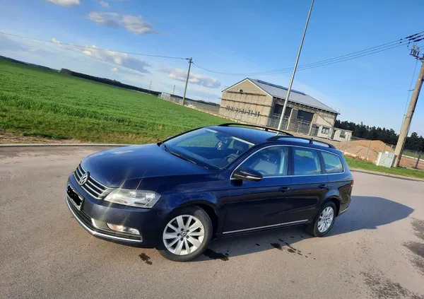 Volkswagen Passat cena 32500 przebieg: 290000, rok produkcji 2013 z Kolno małe 16